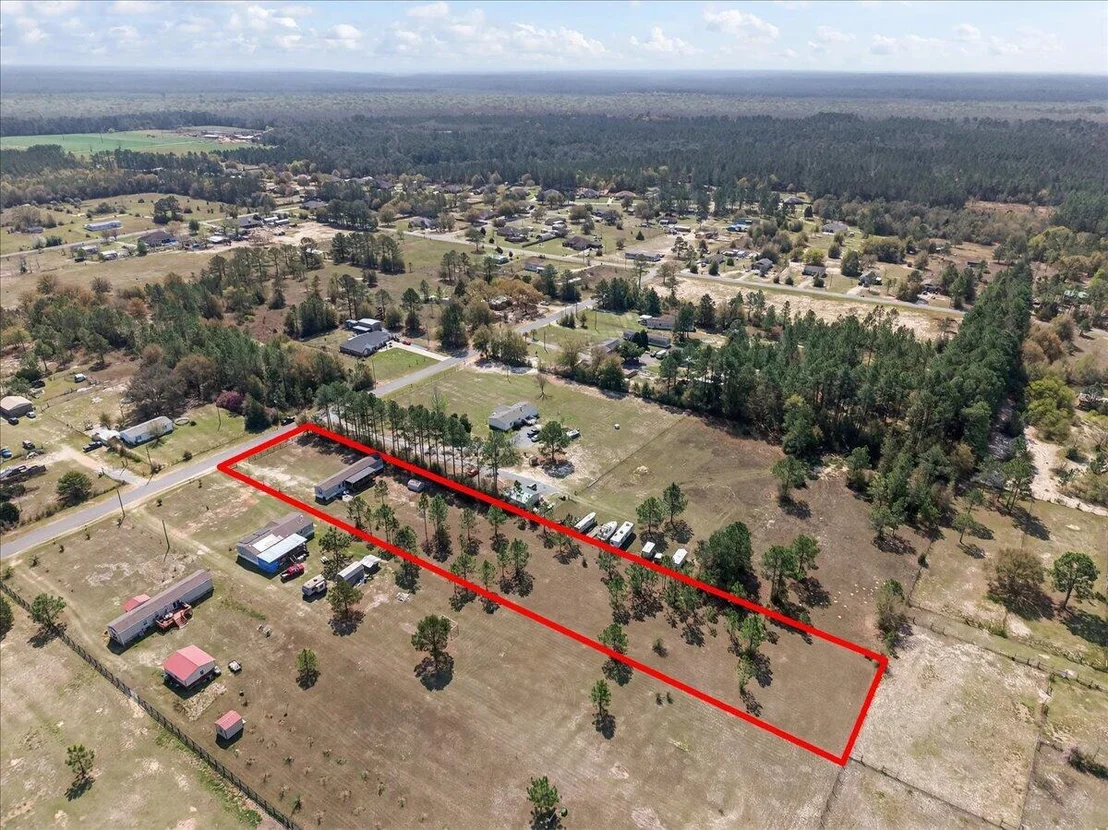 Photo of 4669 Thoroughbred Drive