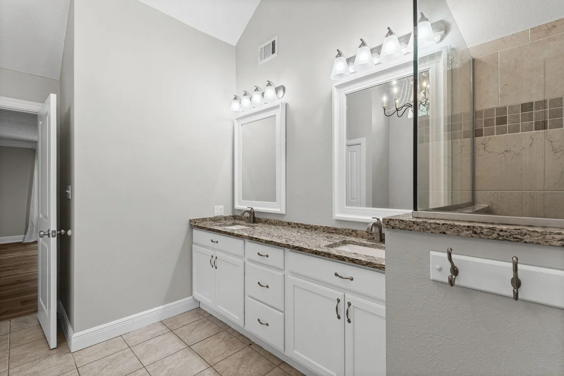 Photo of 149 N Bermuda Circle
