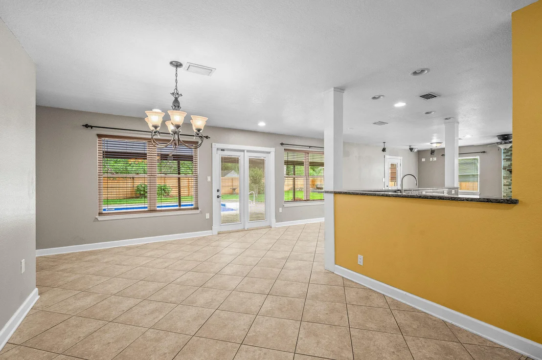 Photo of 3 NE Windsor Lane