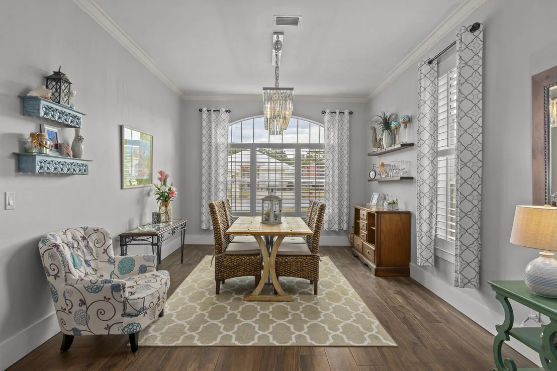 Photo of 943 Emerald Bay Drive