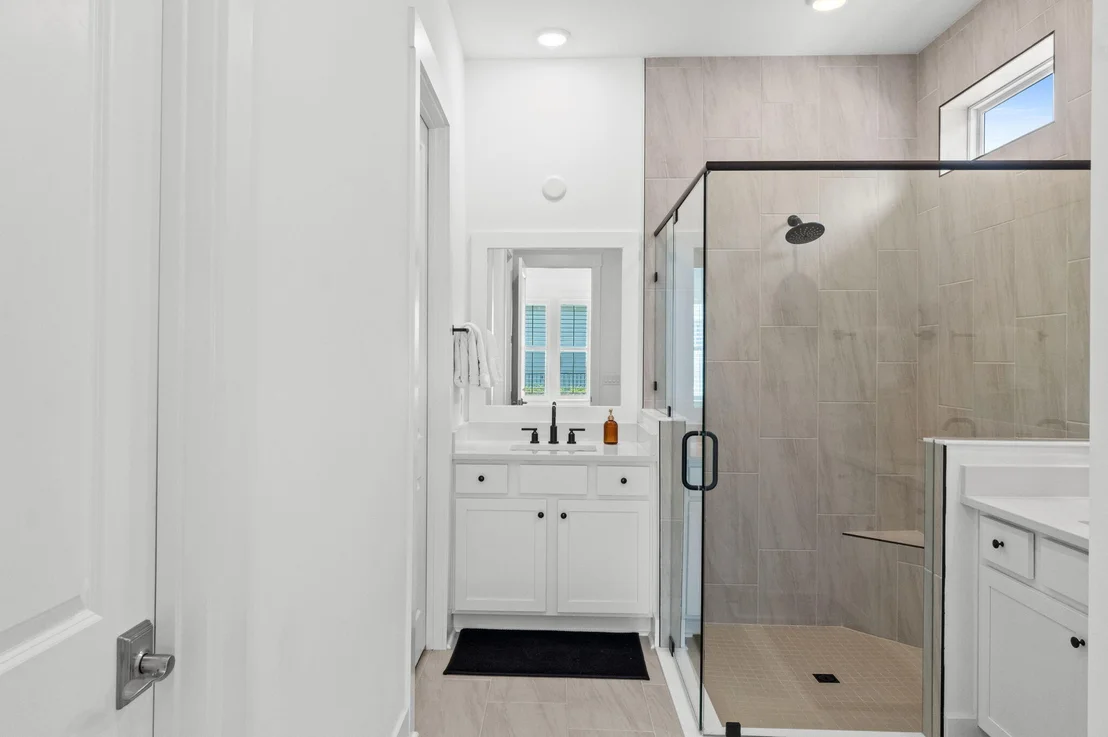 Photo of 184 Ravine Road