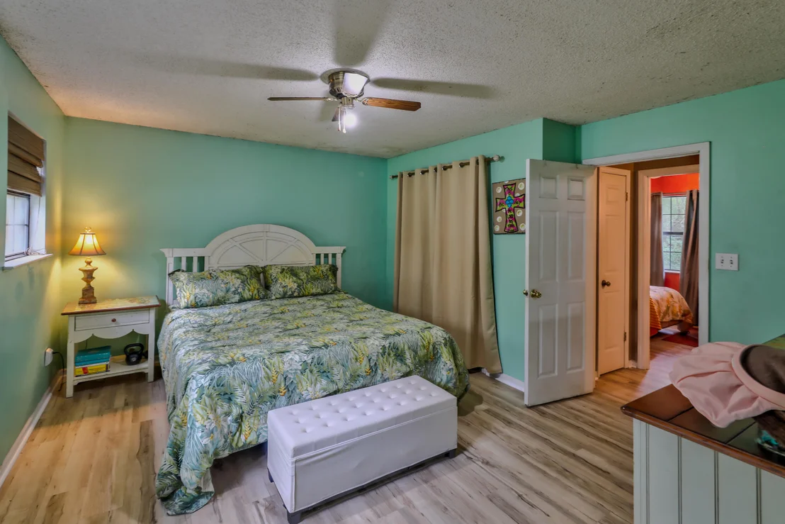 Photo of 11 W Bayou Forest Drive