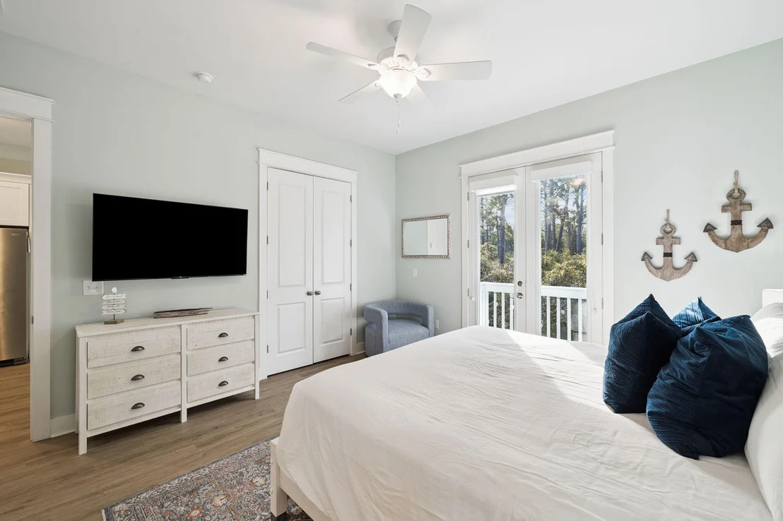 Photo of 345 Dolphin Drive