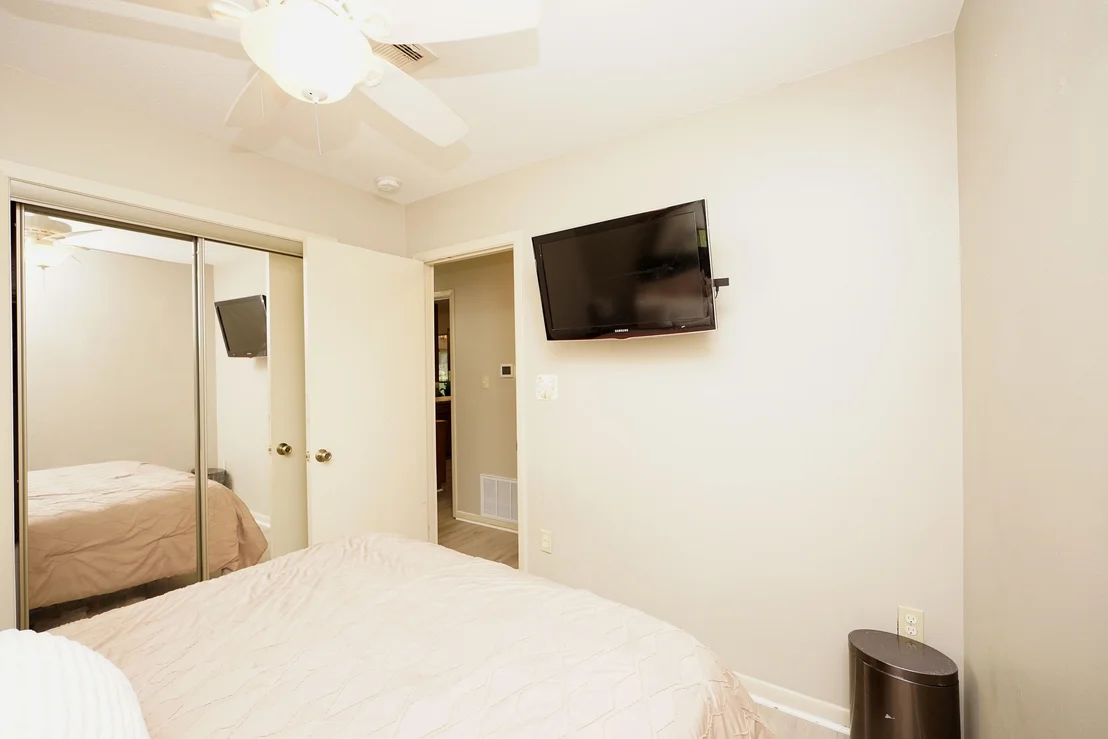Photo of 127 Pryor Drive