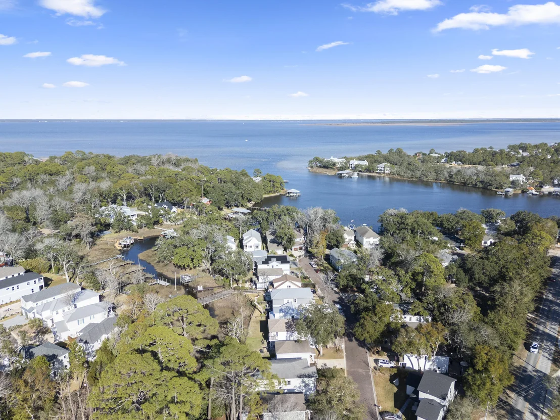 Photo of 31 Beacon Point Drive