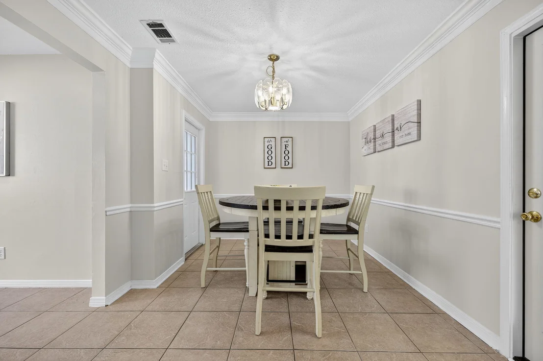 Photo of 150 Beach Drive