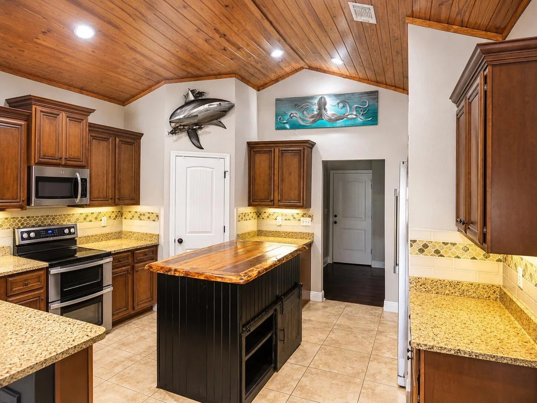 Photo of 5528 Frontier Drive