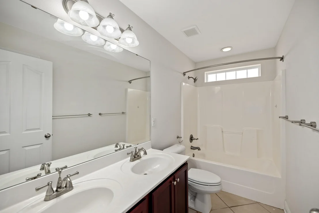Photo of 876 Solimar Way
