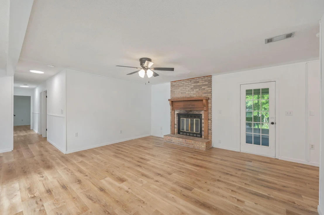 Photo of 5340 Monterrey Road