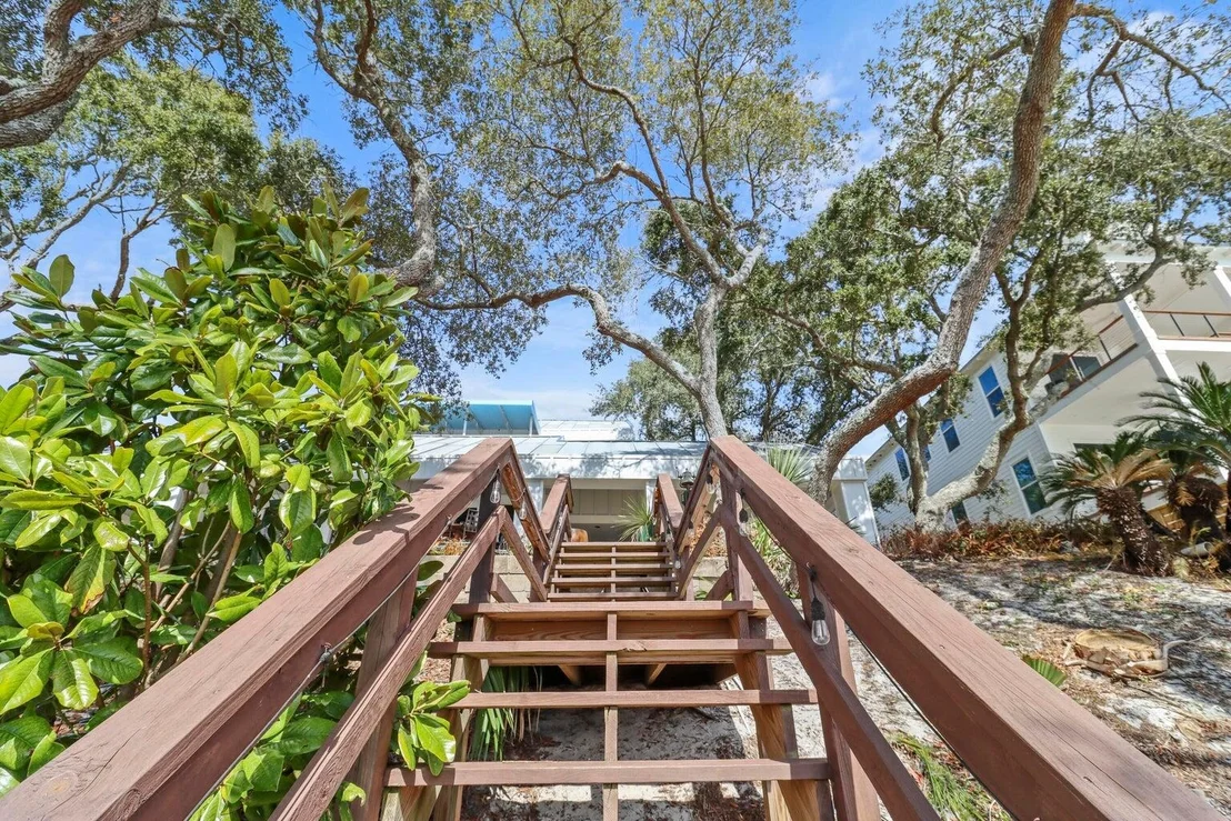 Photo of 708 Harbor Boulevard
