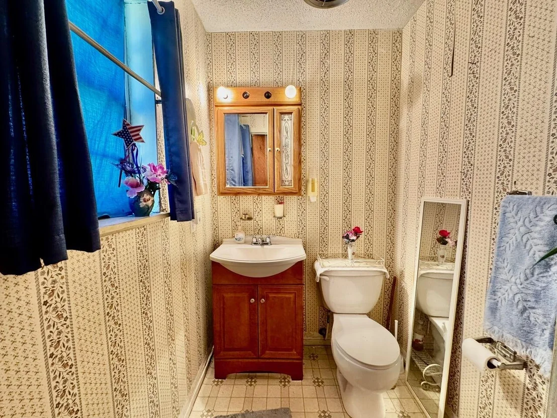 Photo of 112 Oglesby Avenue
