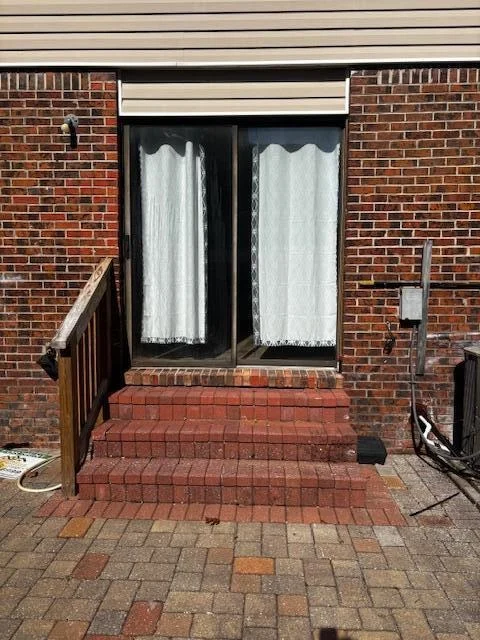 Photo of 718 Legion Drive