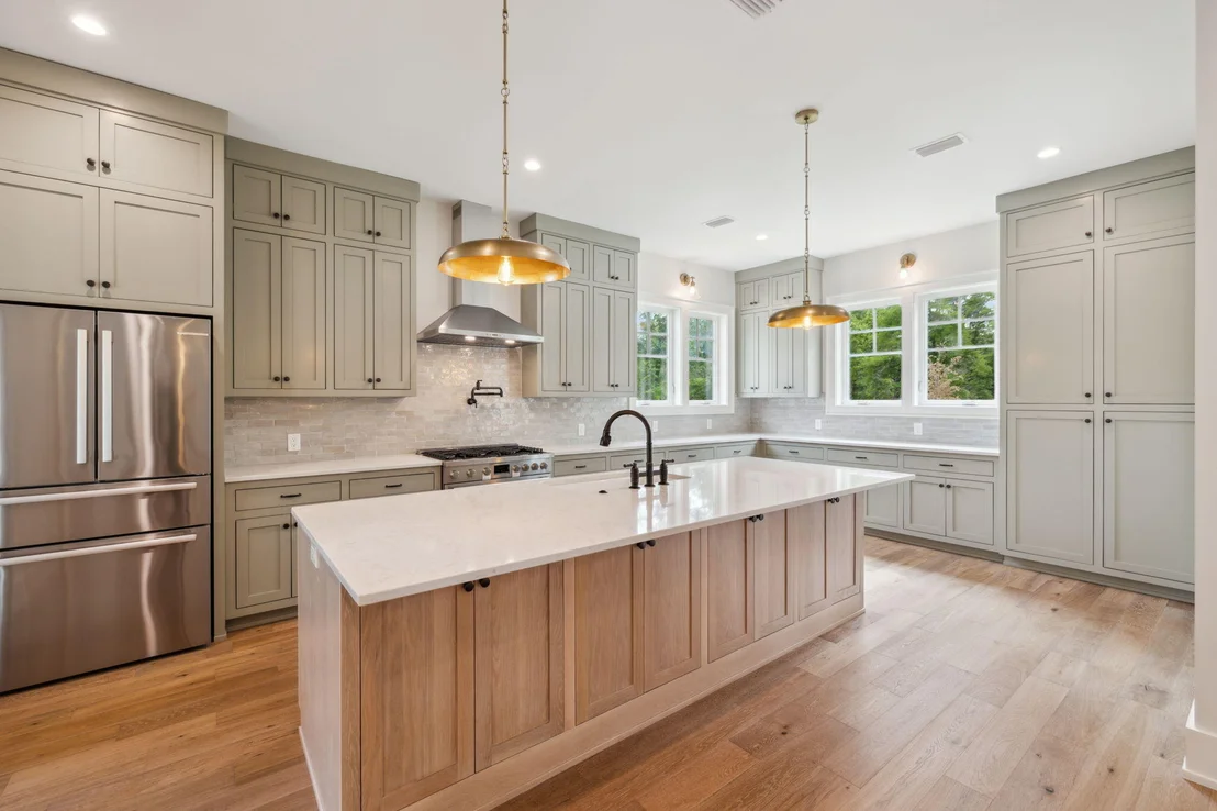 Photo of 122 Glade Boulevard