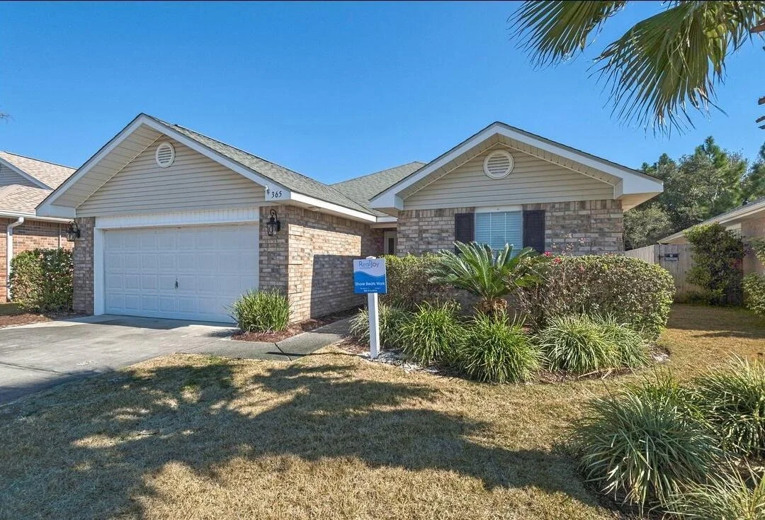 Photo of 365 Sandy Cay Drive