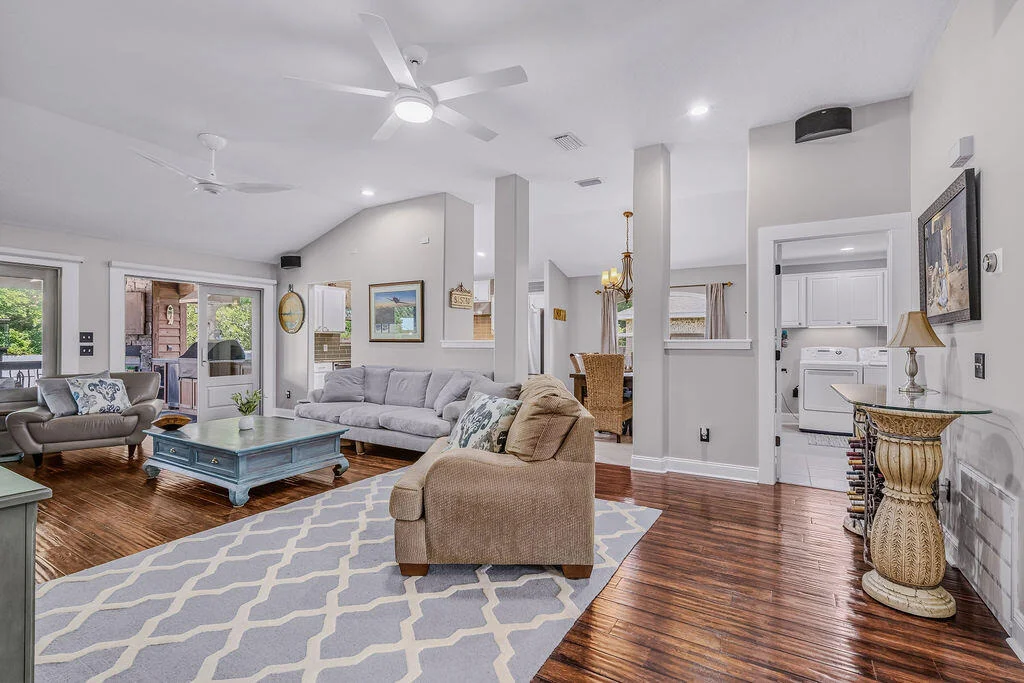 Photo of 2125 Vizcaya Drive