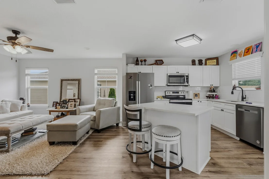 Photo of 5370 Highview Drive
