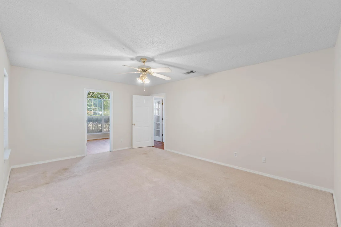 Photo of 4591 Scarlet Drive