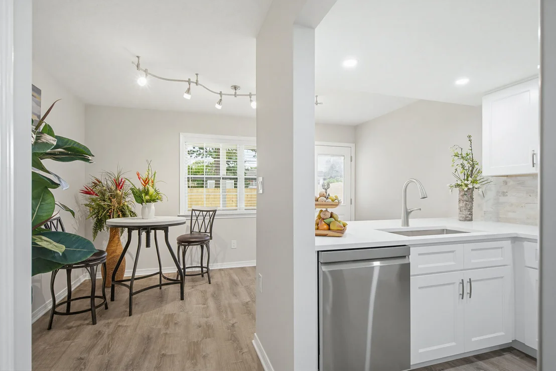 Photo of 170 5th Avenue