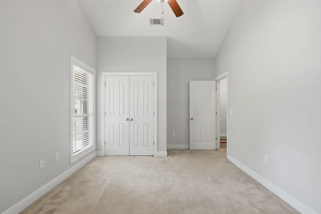 Photo of 106 Crab Apple Avenue