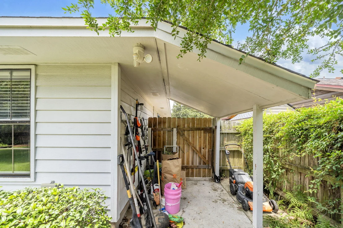 Photo of 325 Primrose Place