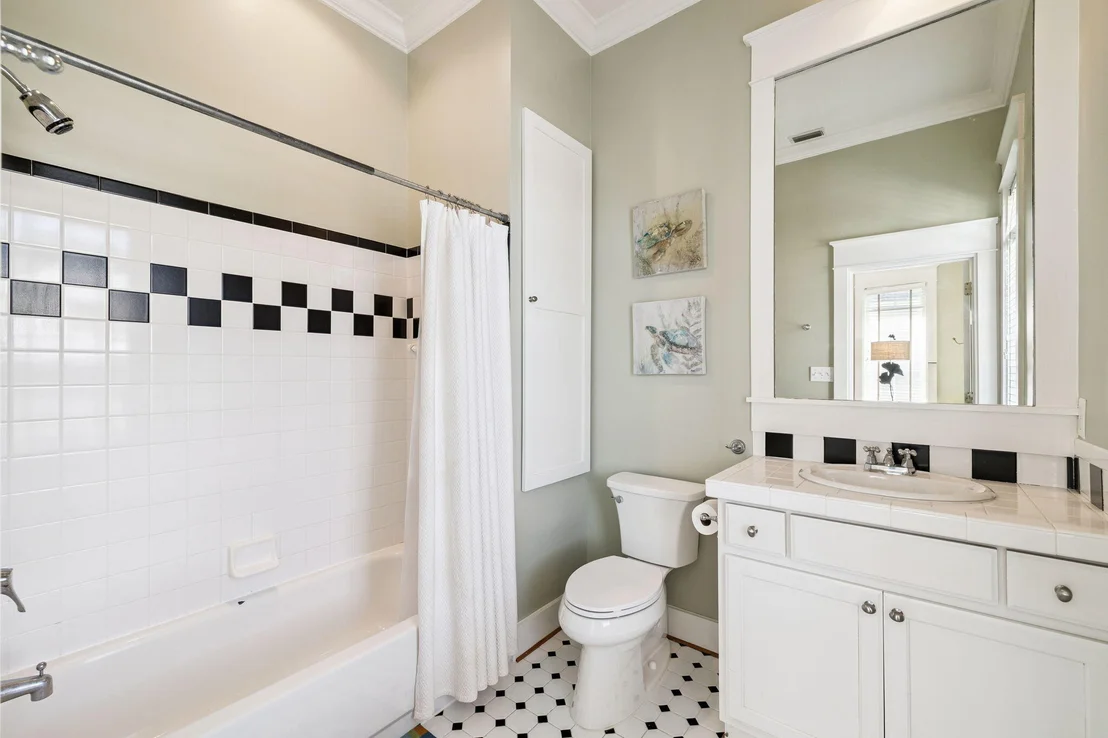 Photo of 152 White Cliffs Boulevard