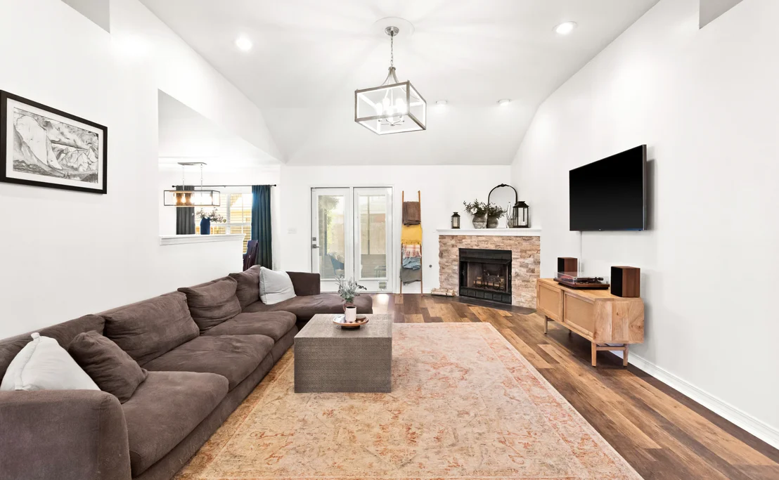 Photo of 380 Sonora Road
