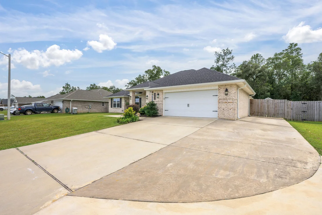 Photo of 5196 Gaineswood Drive