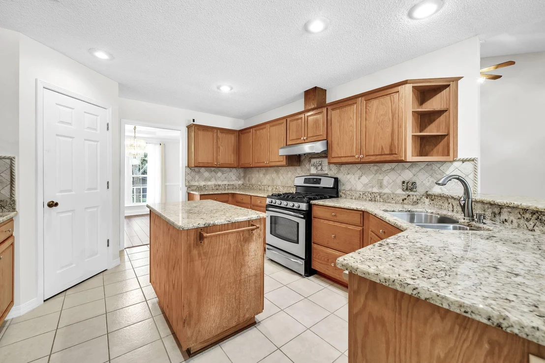 Photo of 2319 Canal Drive