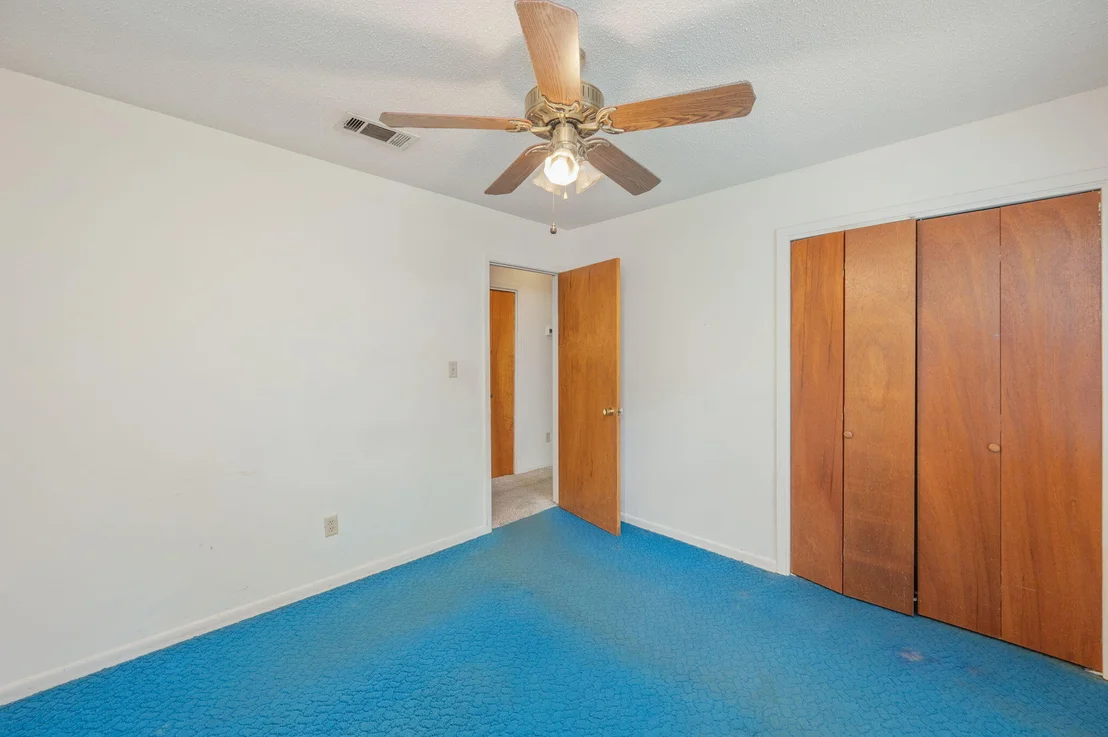Photo of 17 8th Avenue