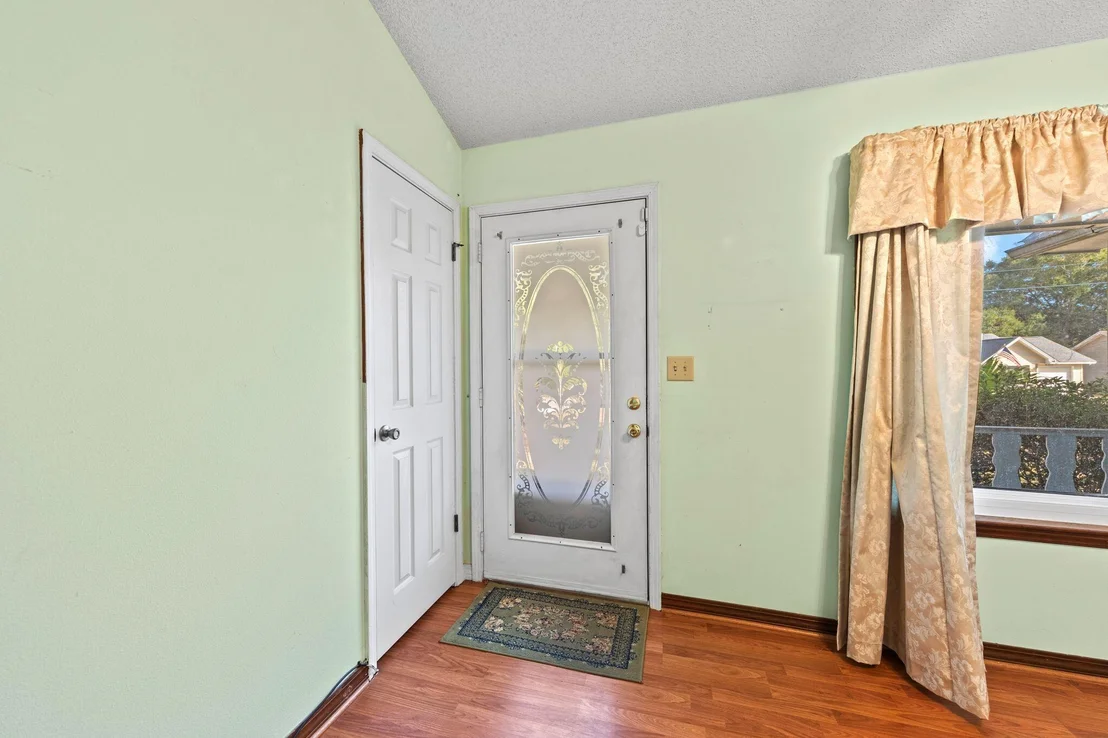 Photo of 144 Oak Terrace Drive