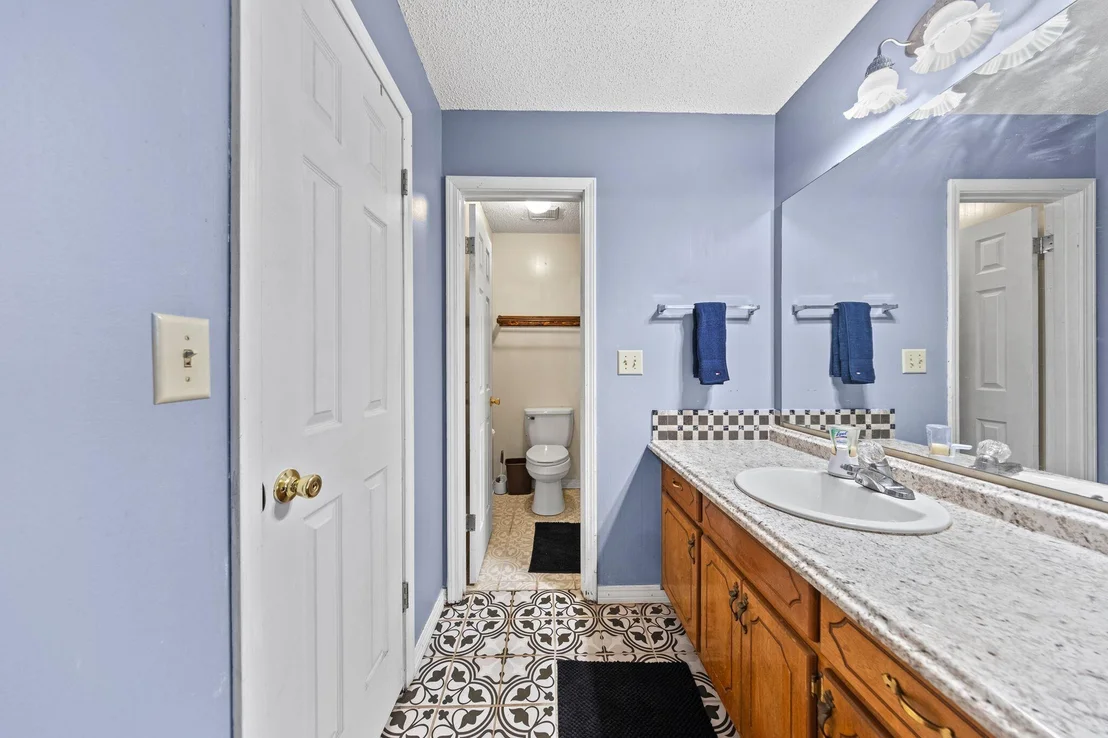 Photo of 144 Oak Terrace Drive