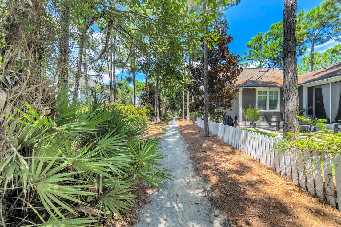Photo of 654 Breakers Street