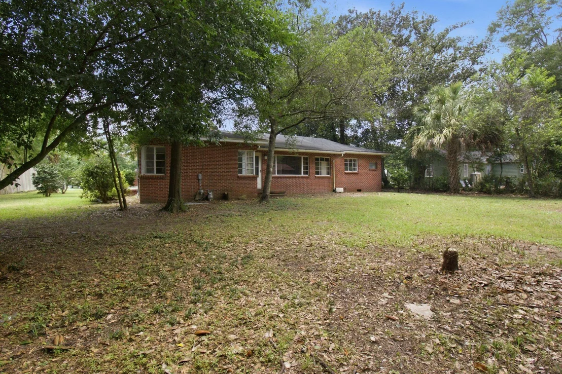 Photo of 855 N Pearl Street