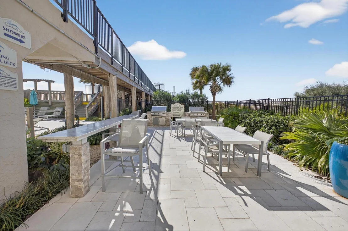 Photo of Unit 4033 at 4033 Beachside One Drive