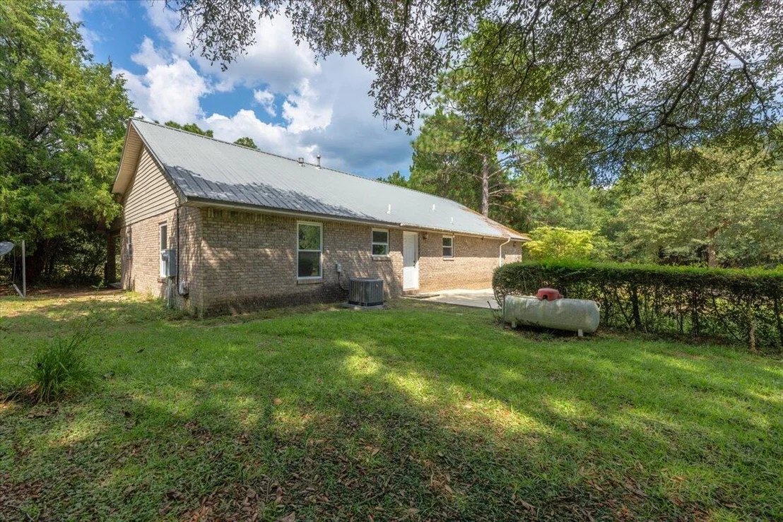 Photo of 4568 Yellow Bluff Road