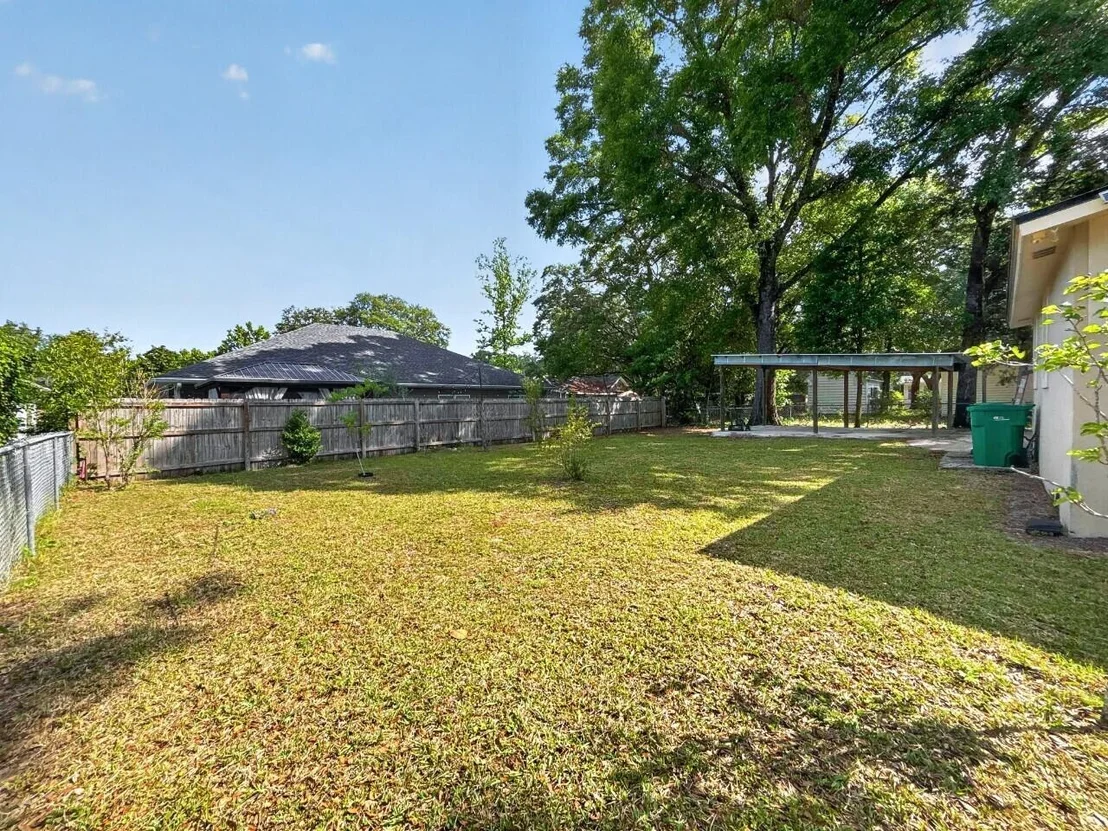 Photo of 722 Powell Drive