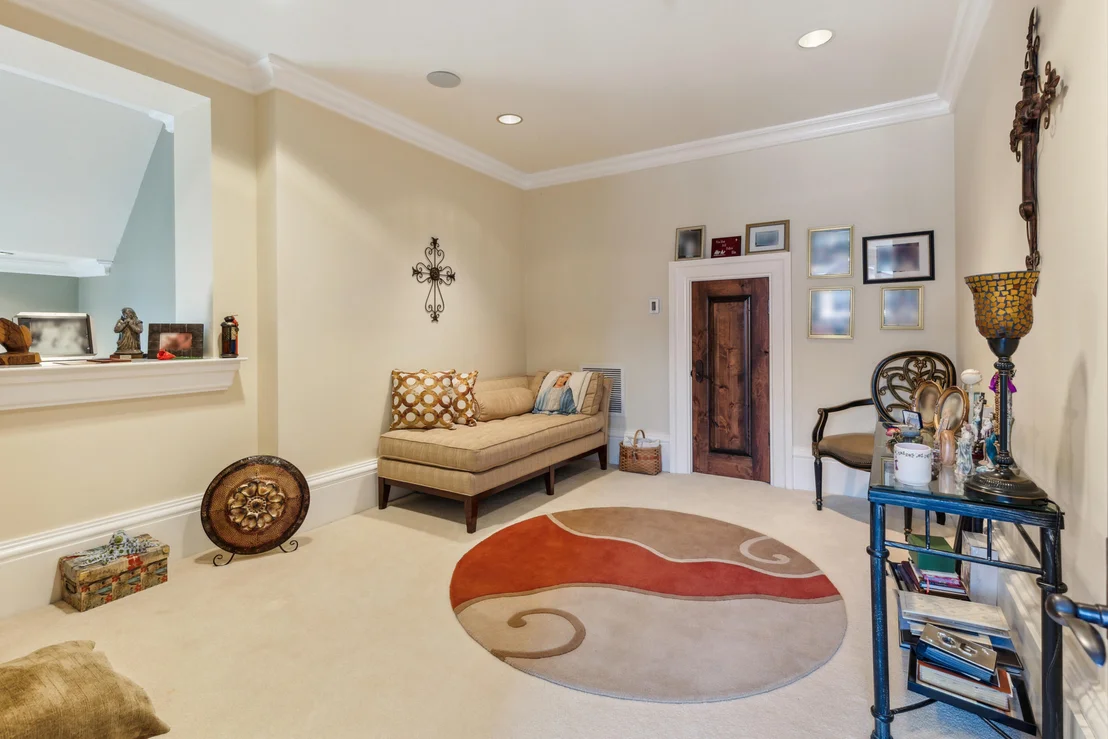 Photo of 4300 Breakwater Drive