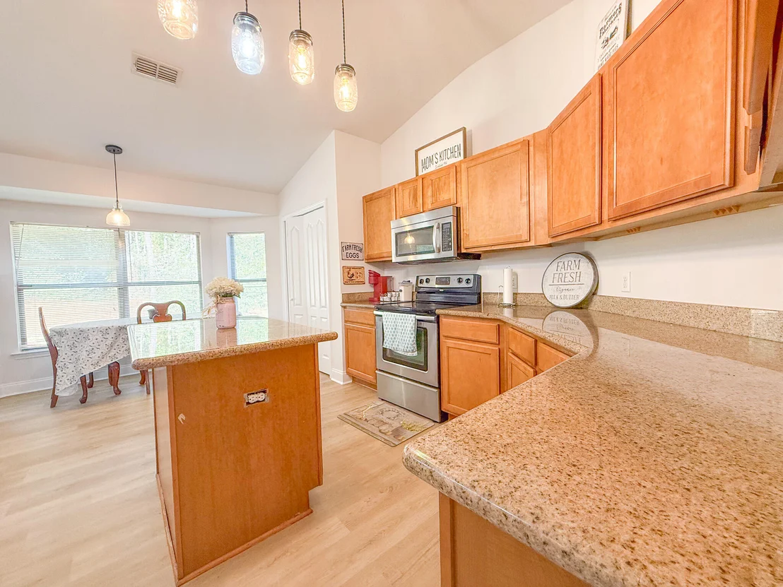 Photo of 6214 Flash Lane