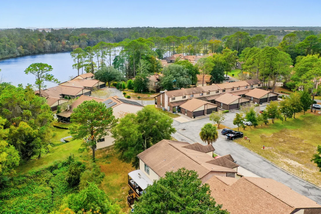 Photo of 25 Hidden Cove Circle