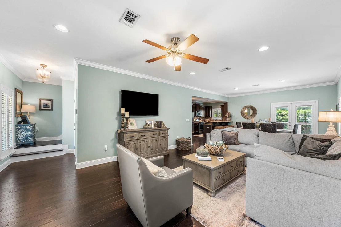 Photo of 111 W Shore Place