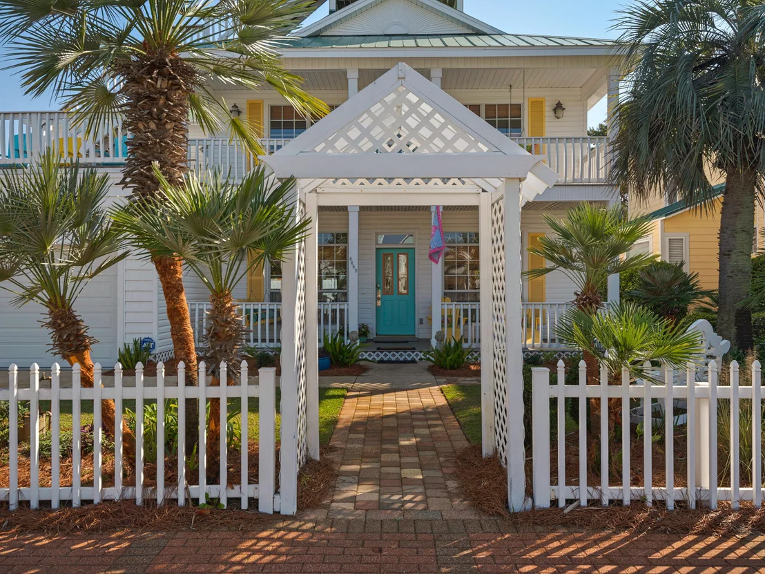 Photo of 4449 Ocean View Drive