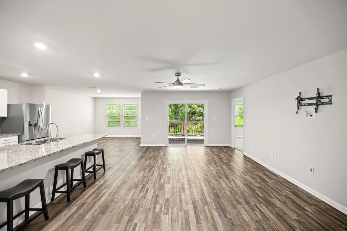 Photo of 460 Riverwalk Circle