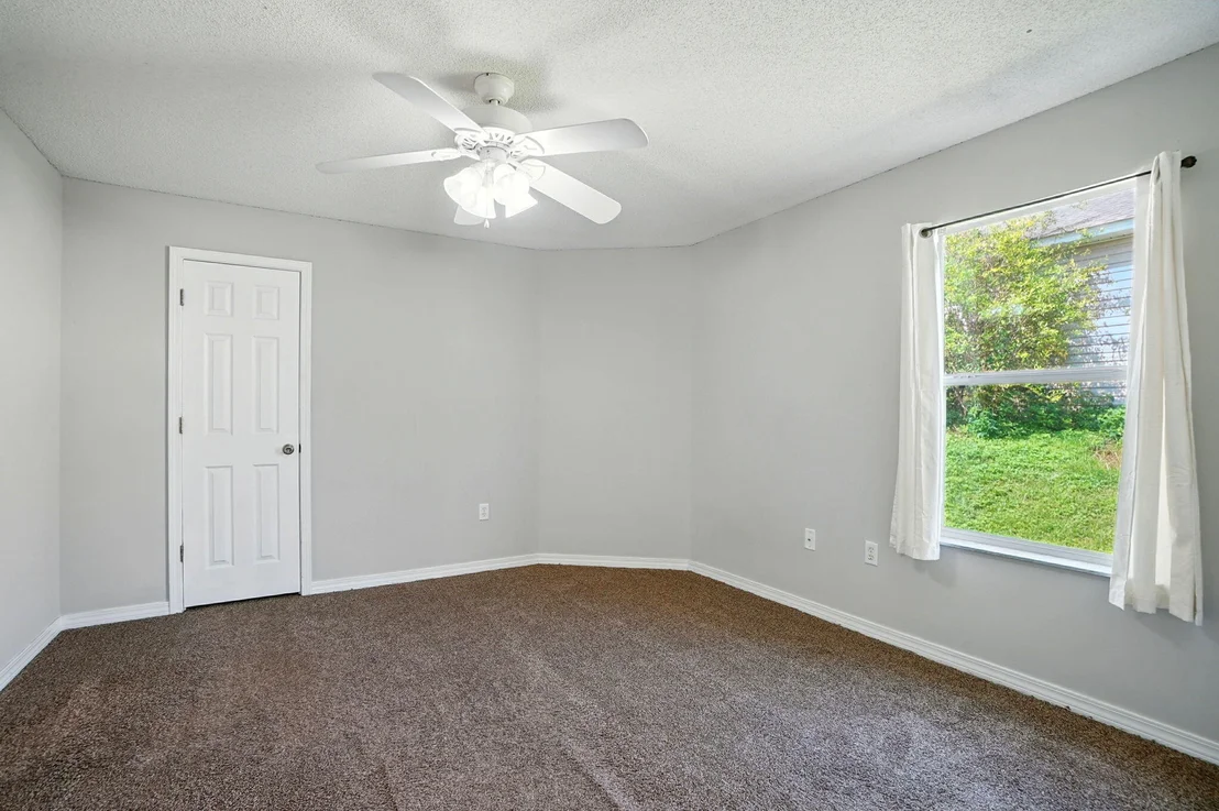 Photo of 131 Nivana Drive
