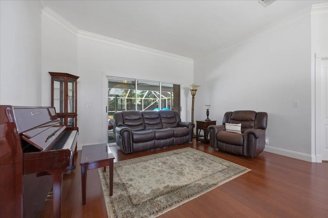 Photo of 4034 Bond Circle