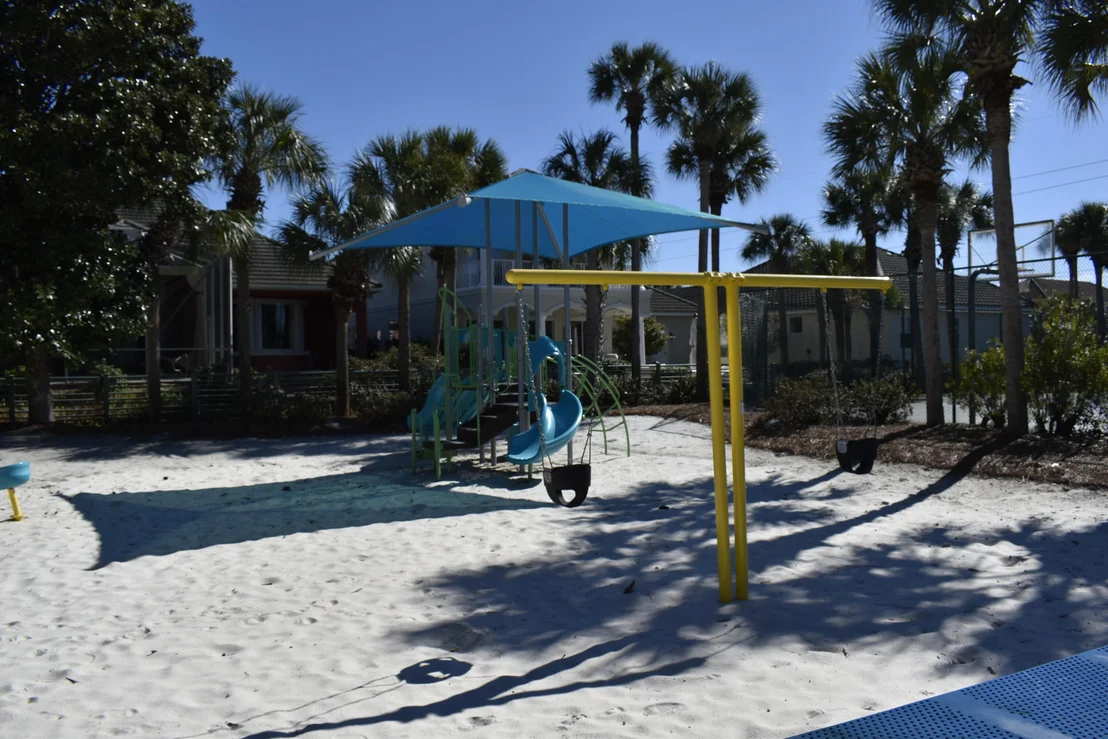 Photo of 4765 Papaya Park