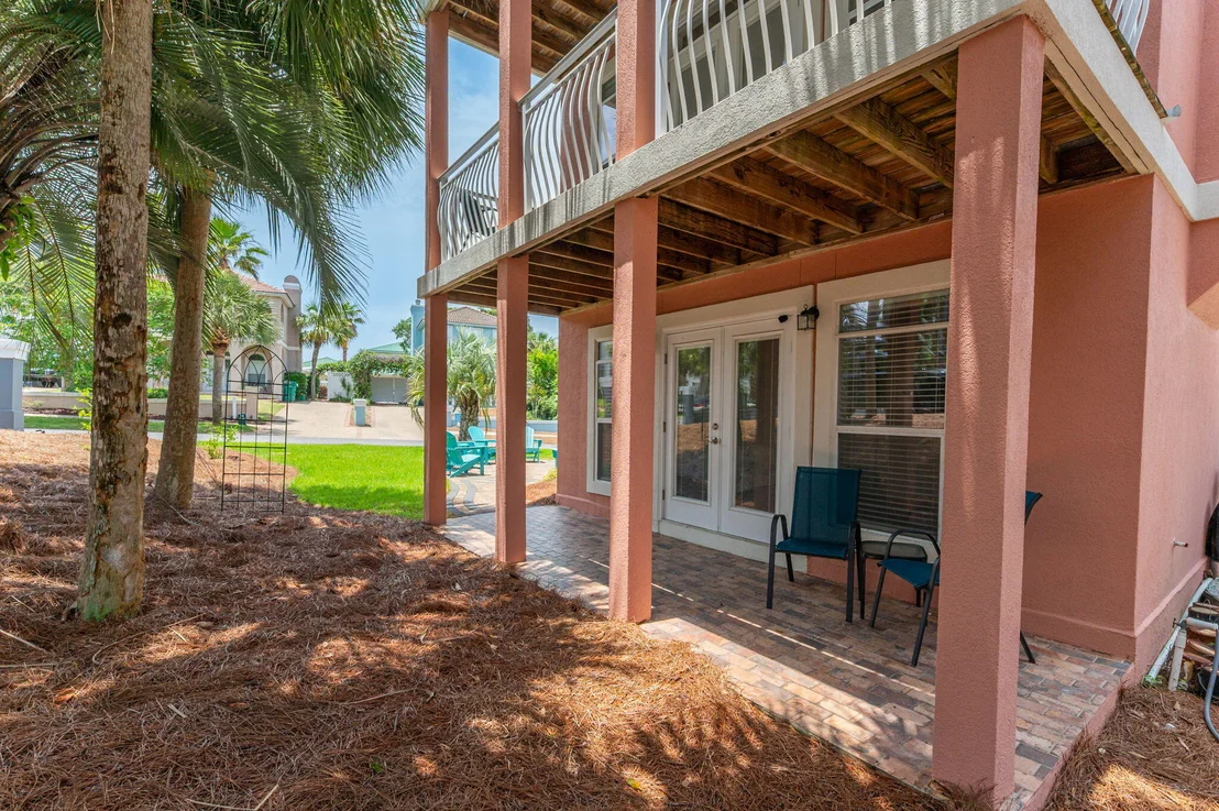 Photo of 110 Terra Cotta Way