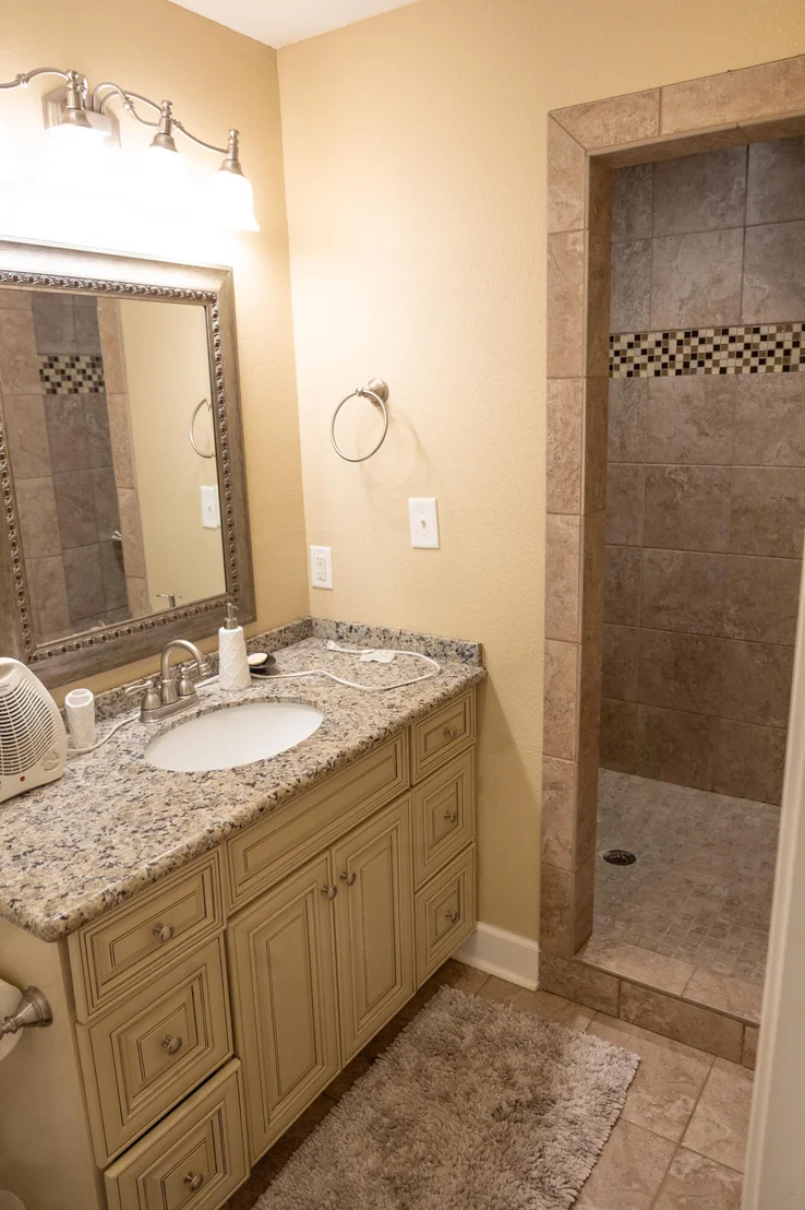Photo of 405 Walden Lane