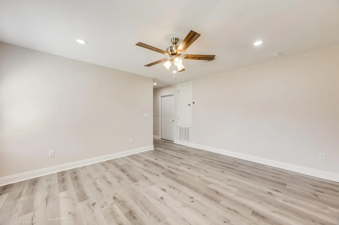 Photo of 3871 Second Avenue