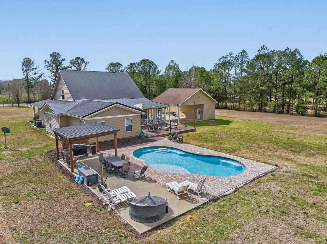 Photo of 7935 Peacock Road