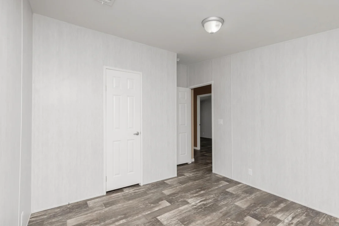 Photo of 910 N Lloyd Street